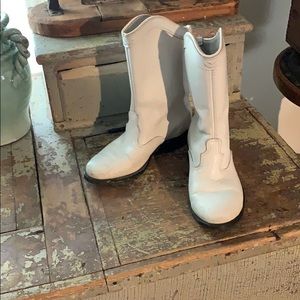 girls white cowboy boots